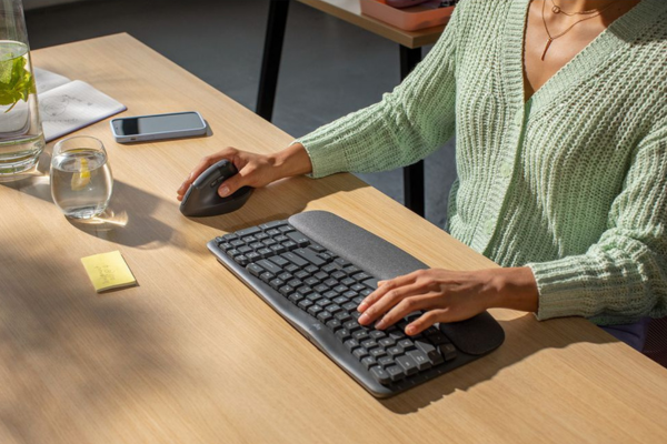 Logitech Ergonomic Keyboard & Mouse Combo
